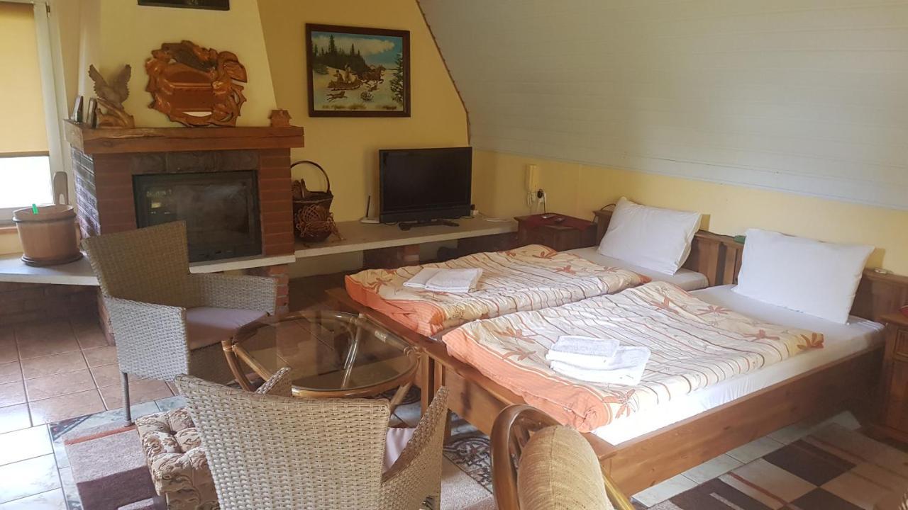 Karczma Na Woli Biłgoraj Exterior foto
