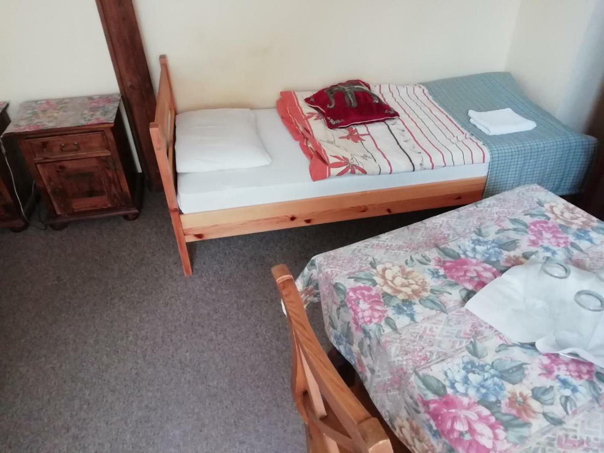 Karczma Na Woli Biłgoraj Exterior foto